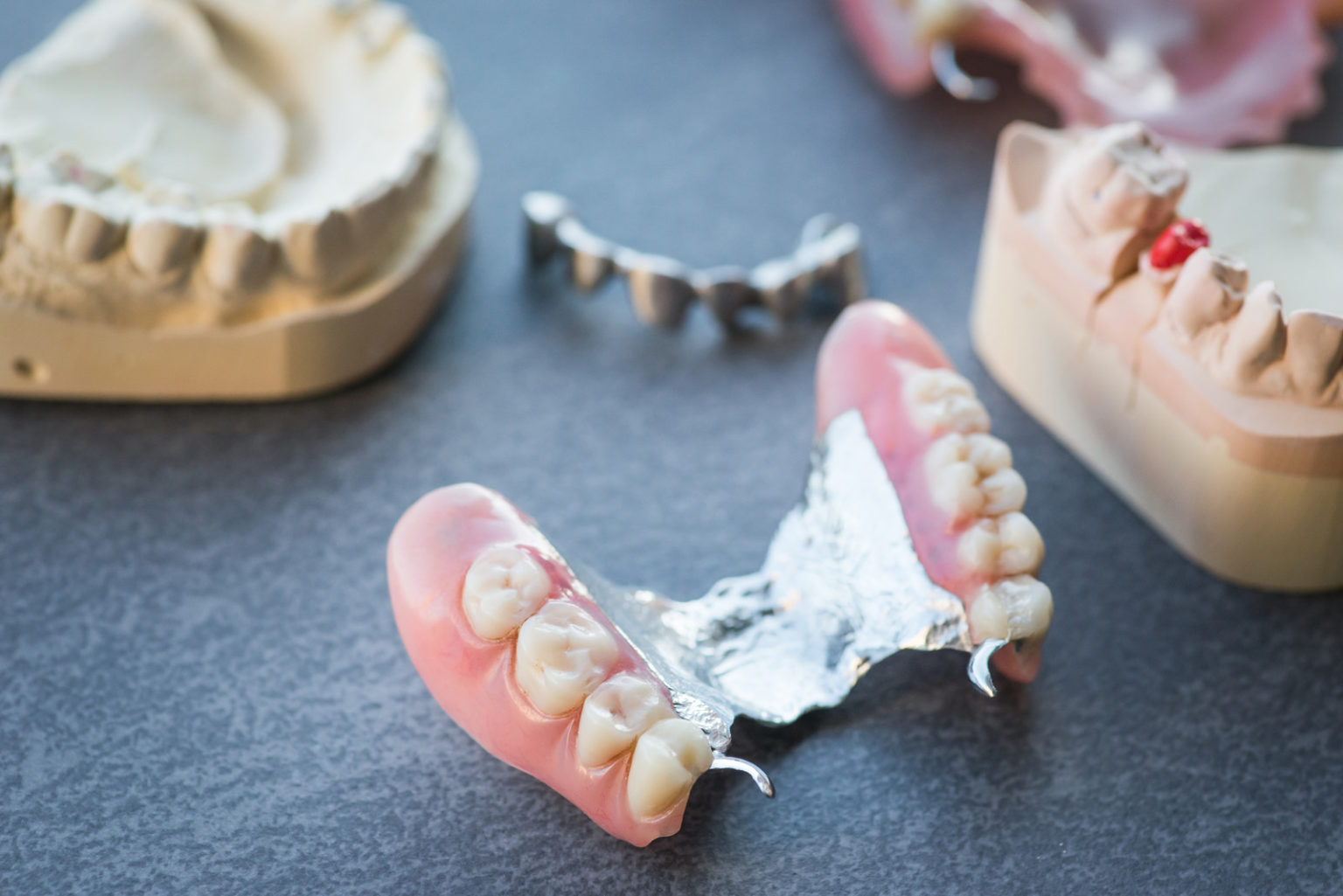tips for maintaining oral health with dentures