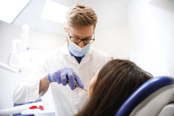 Wisdom Teeth Removal in Edmonton